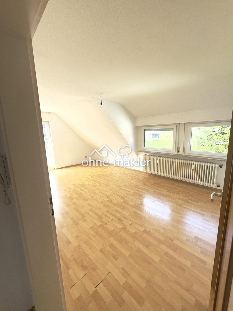 Charmante 4-Zimmer-Wohnung mit Balkon Garage in Korb, 71404 Korb