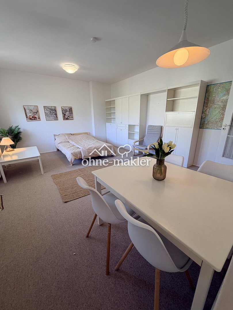 Möblierte 1-Zimmer-Wohnung mit Balkon in Steglitz, 12167 Berlin (Steglitz-Zehlendorf Steglitz)