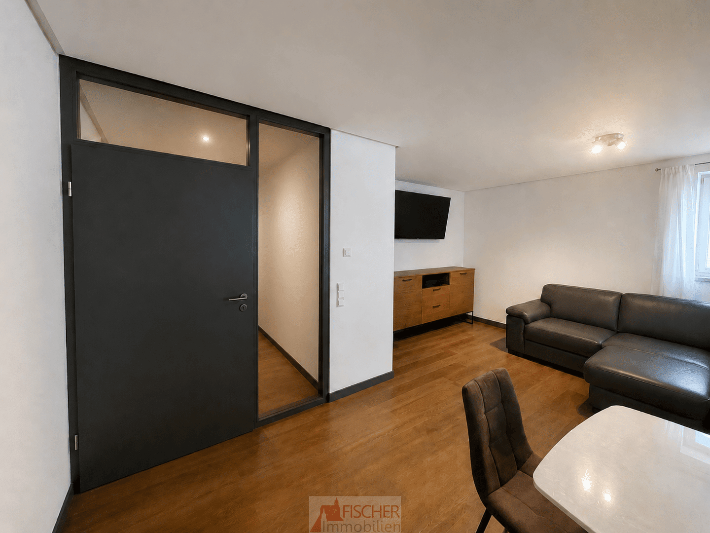 Charmantes Wohnen im sanierten Altbau – 4 Zimmer auf 90,6 m² in der Ortsmitte…, 71297 Mönsheim