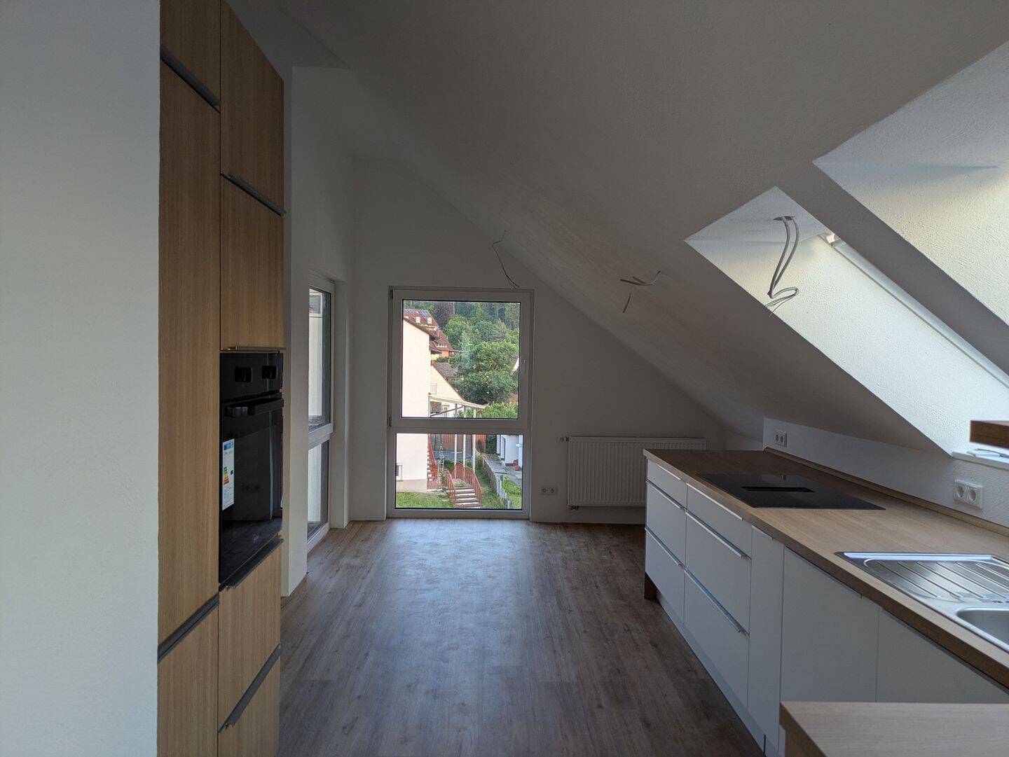 Energetisch sanierte Dachgeschosswohnung zur Miete, 91154 Roth