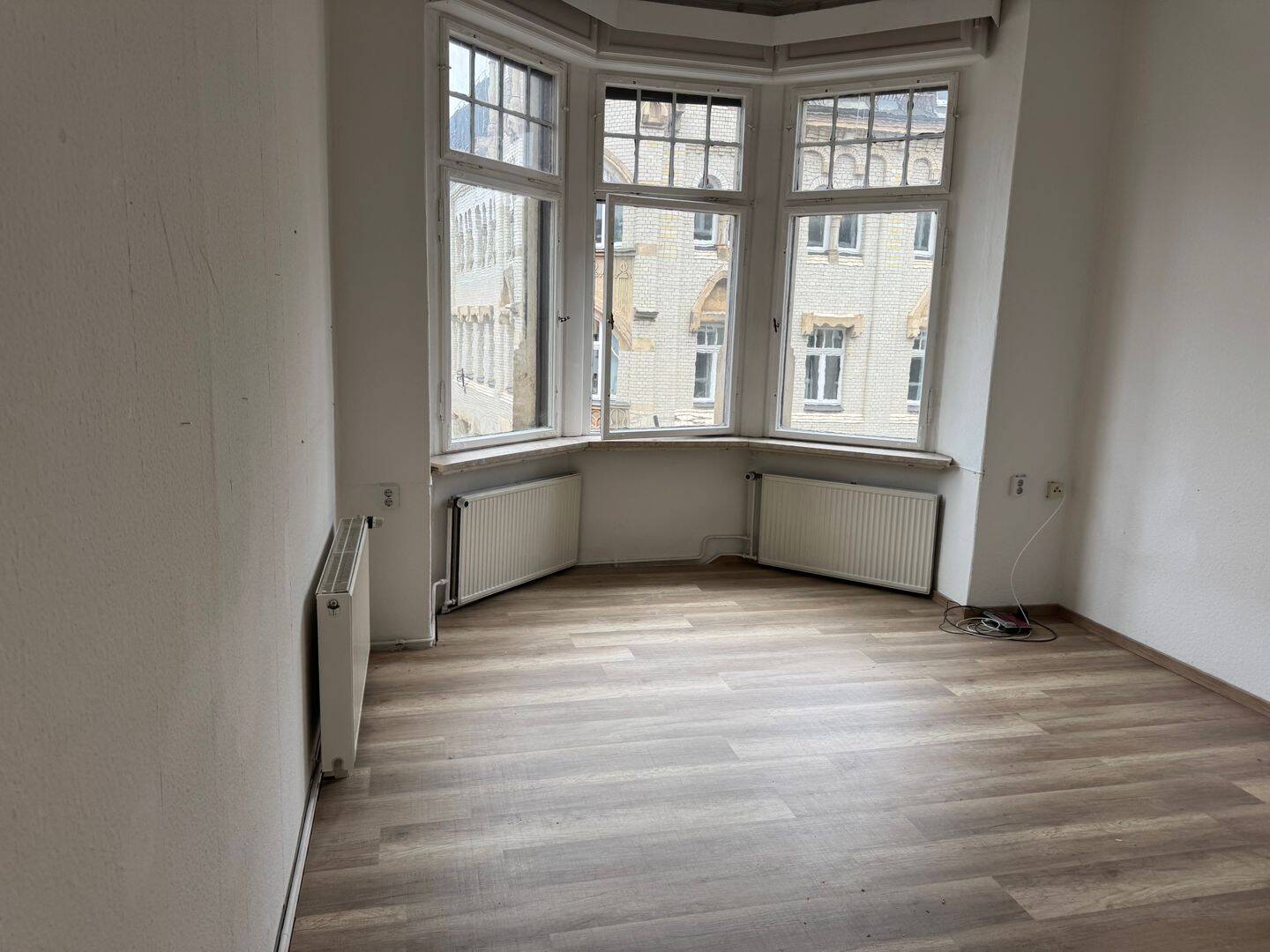 Geräumige 4-Zimmer-Wohnung in Aue – Ideal für Familien, 8280 Aue-Bad Schlema