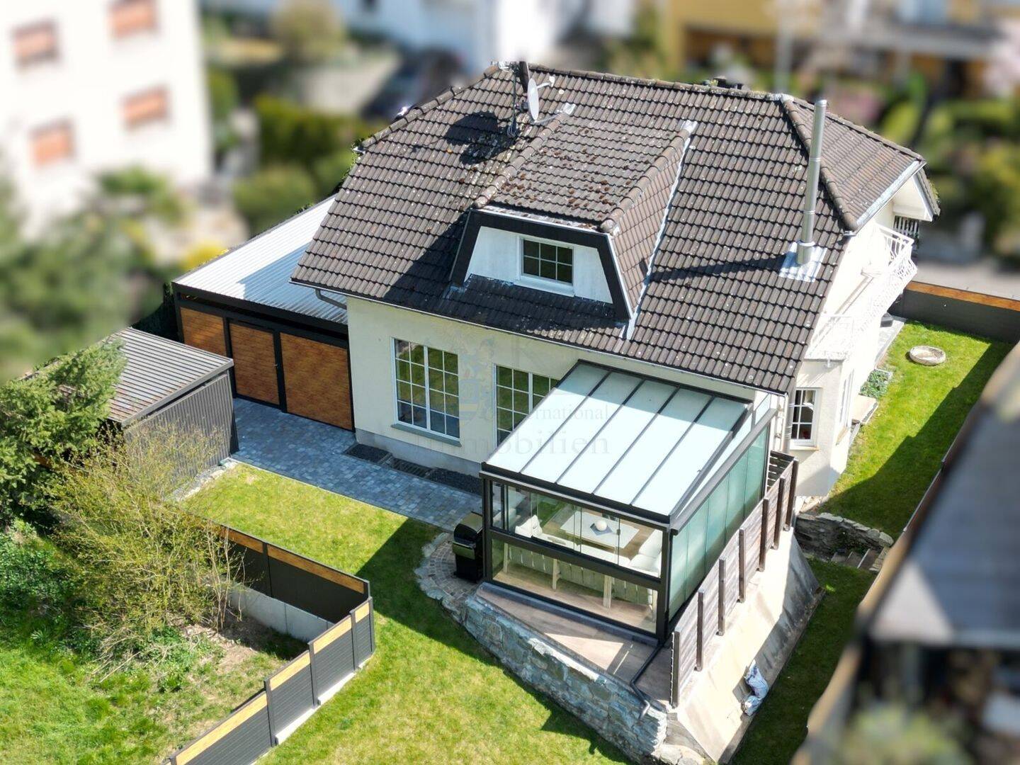 EPPSTEIN: EINMALIGES EFH MIT SOMMERGARTEN, SAUNA & TRAUMGRUNDSTÜCK, 65817 Eppstein