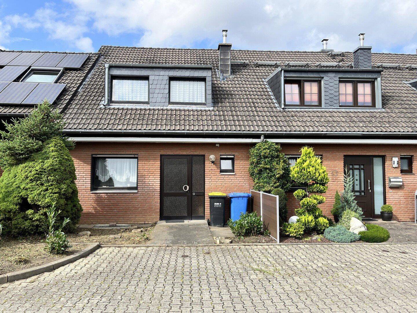 Kerpen Brüggen,Reihenhaus,3 Ebenen,Garten,Garage,von Privat, 50169 Kerpen