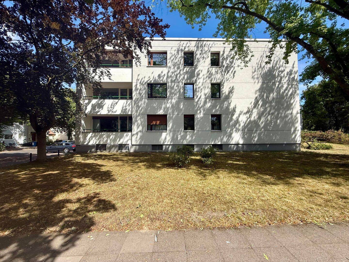 Helle 2 Zimmer in attraktiver ruhiger Lage (bezugsfrei), 13437 Berlin (Reinickendorf Kolonie Müller Kolonie Roedernallee Wittenau)