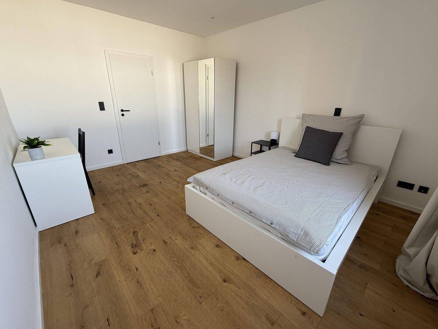 WG-Zimmer (Frisch renoviert) mit Balkon, Top-Ausstattung & Gemeinschafts-Lounge, 90459 Nürnberg