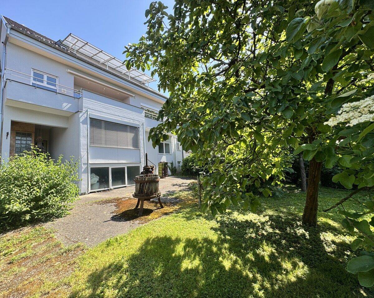 Großzügige Wohnung mit sonnigem Balkon, 79639 Grenzach-Wyhlen