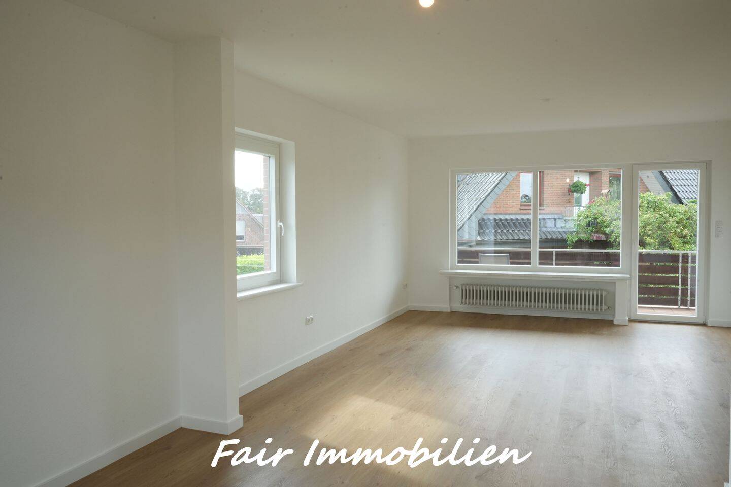 MAHNDORF | Erstbezug nach Sanierung, Top ausgestattete 3-Zi. -Dachgeschoss Wohnung in ruhiger Lage, 28307 Bremen (Arbergen Mahndorf Osterholz)