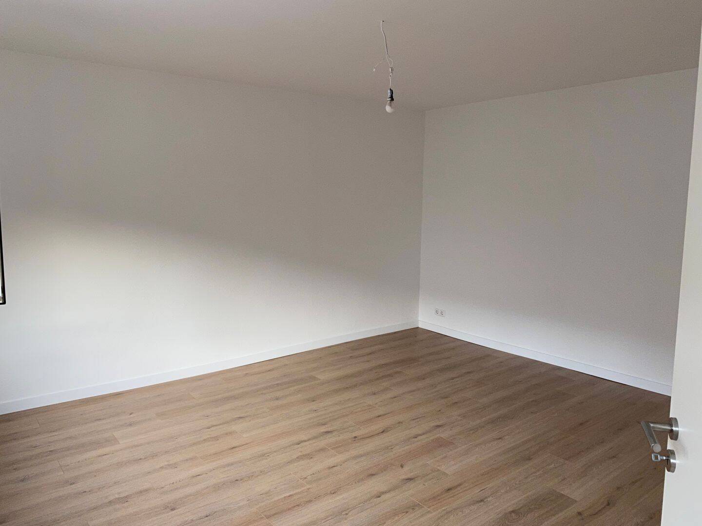 Gepflegte 2-Zimmer-Wohnung in attraktiver Lage von Mainz-Weisenau, 55130 Mainz (Laubenheim Weisenau)