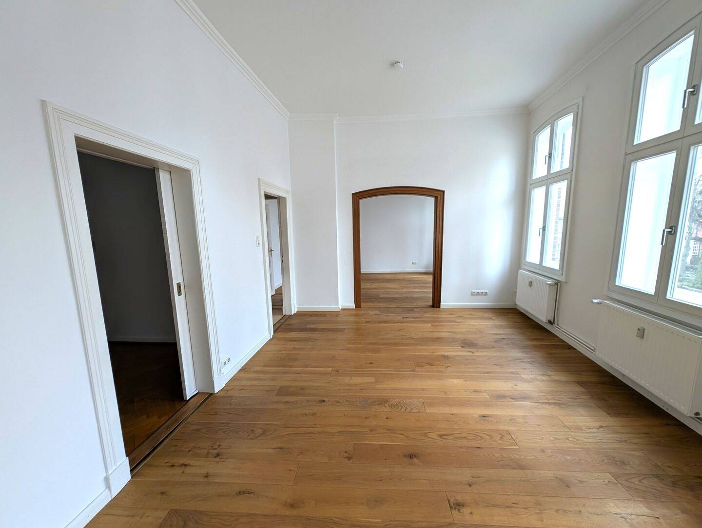Stylische 4 Zi.-Wohnung im sanierten Altbau – 2 Min. zum Marktplatz, 21335 Lüneburg