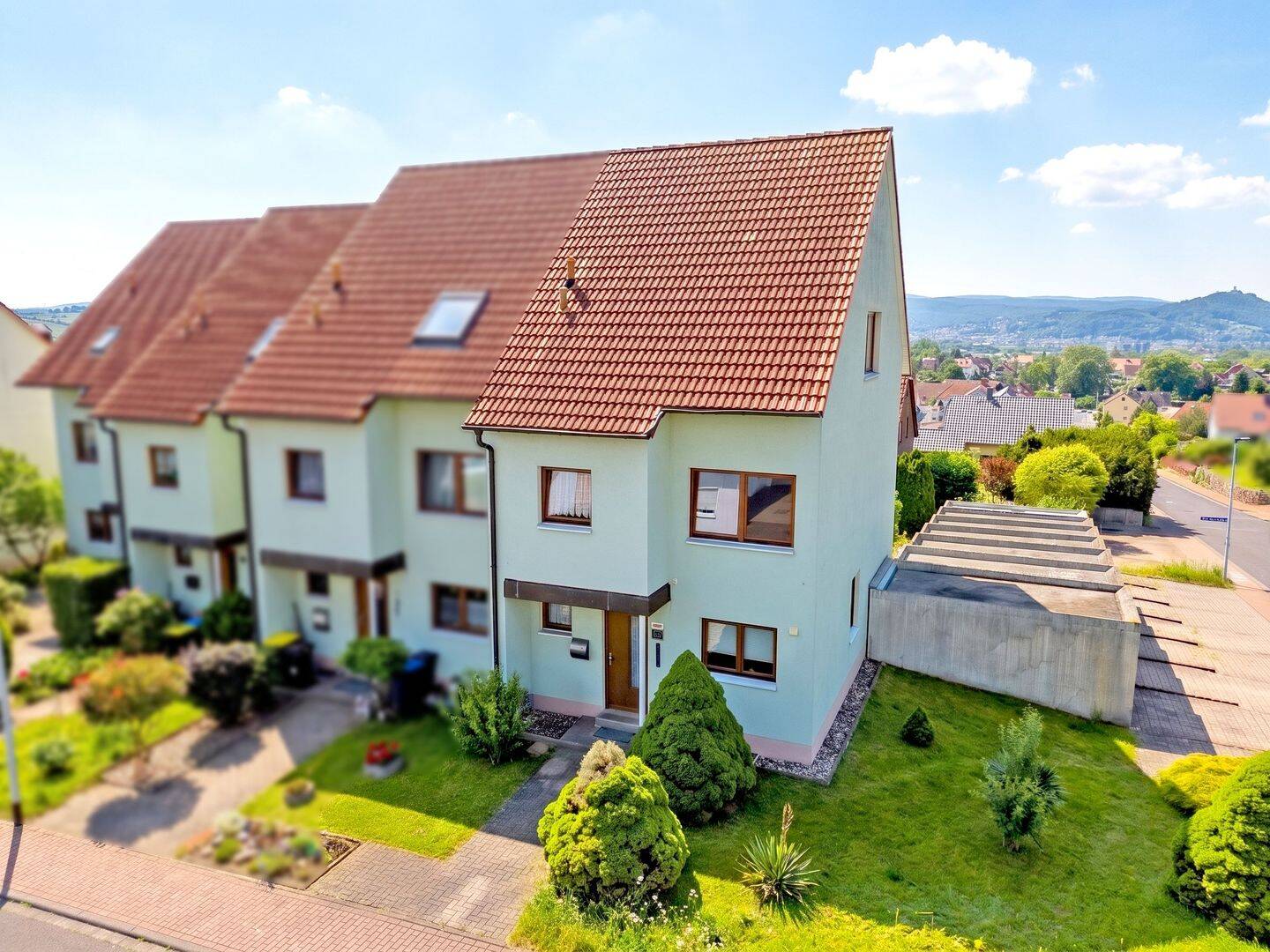 Raumwunder für die ganze Familie – Reihenendhaus mit Garten, Garage und Wartburgblick, 99817 Eisenach