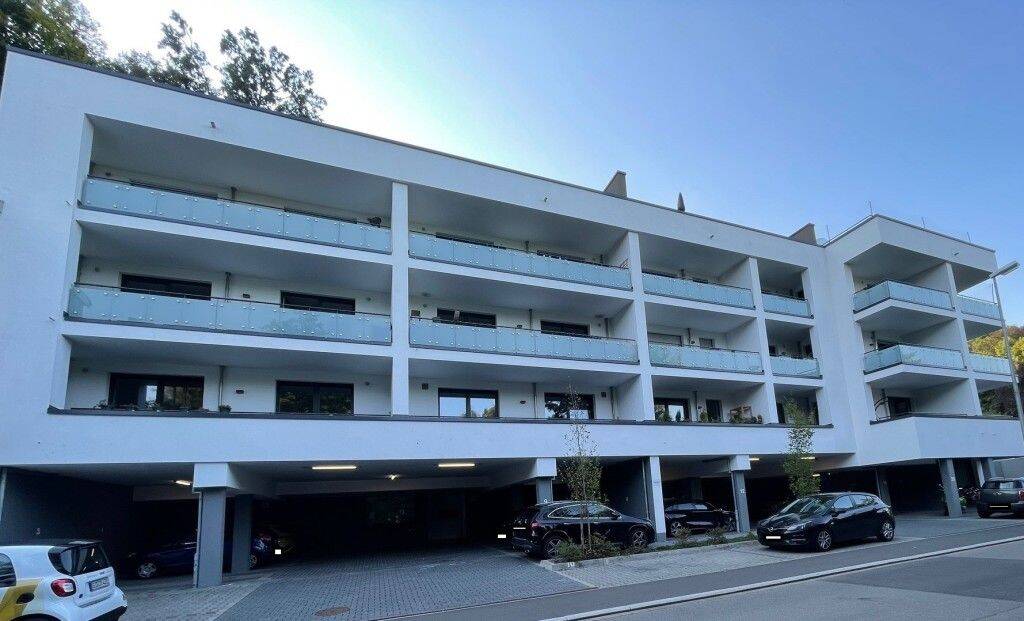 Wirklich schöne und moderne 2 Zimmer-Wohnung mit Balkon direkt an der Lahn, Wehrdaer Weg 42g, Marburg, 35037 Marburg