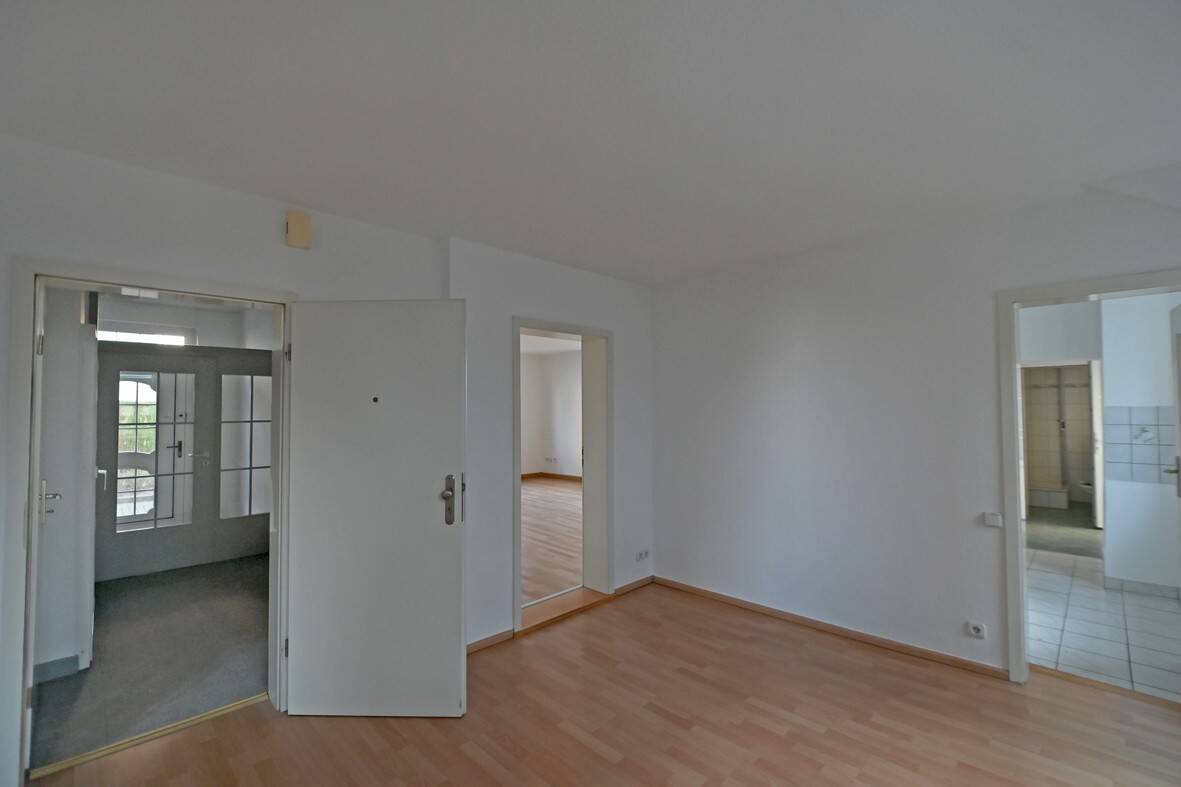Mitten im Heisinger Dorf! 4-R.-Whg. im Erdgeschoss mit Terrasse, Gärtchen & 2 Stellplätzen, 45259 Essen (Heisingen)