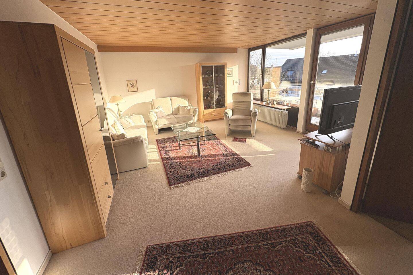 Großzügige 3 ½-Zimmer-Wohnung mit Südbalkon und Stellplatz, 70619 Stuttgart (Heumaden Lederberg Riedenberg Sillenbuch)