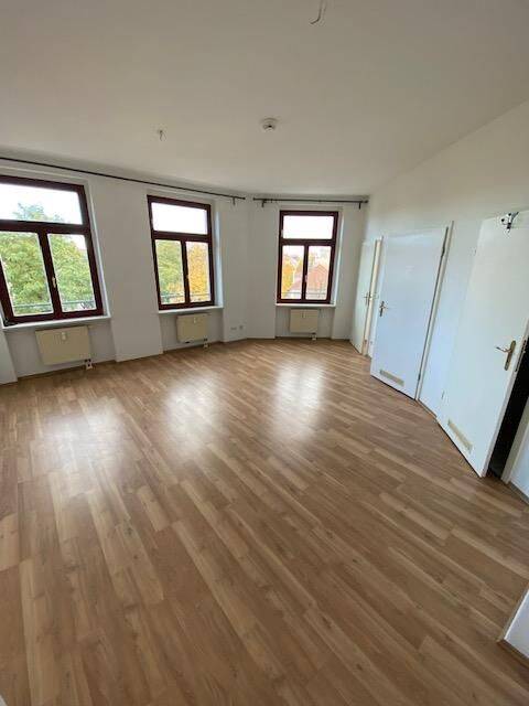 Freundliche helle 2-R-Wohnung in MD-Stadtfeld -Ost ca 46m² im 3.OG mit EBK. zu vermieten ! – 39108 Magdeburg – Bild 1 von 7