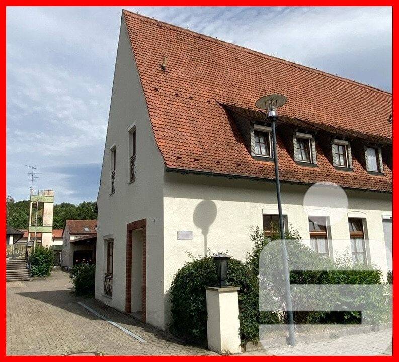 Scheinfeld – außergewöhnliche und schön aufgeteilte 3-Zimmer-Maisonette-ETW, 91443 Scheinfeld