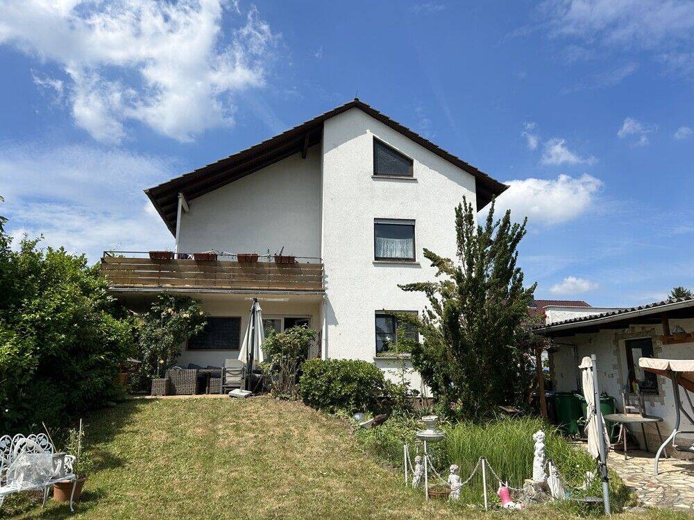 Freistehendes Einfamilienhaus mit großem Garten!, 63868 Großwallstadt