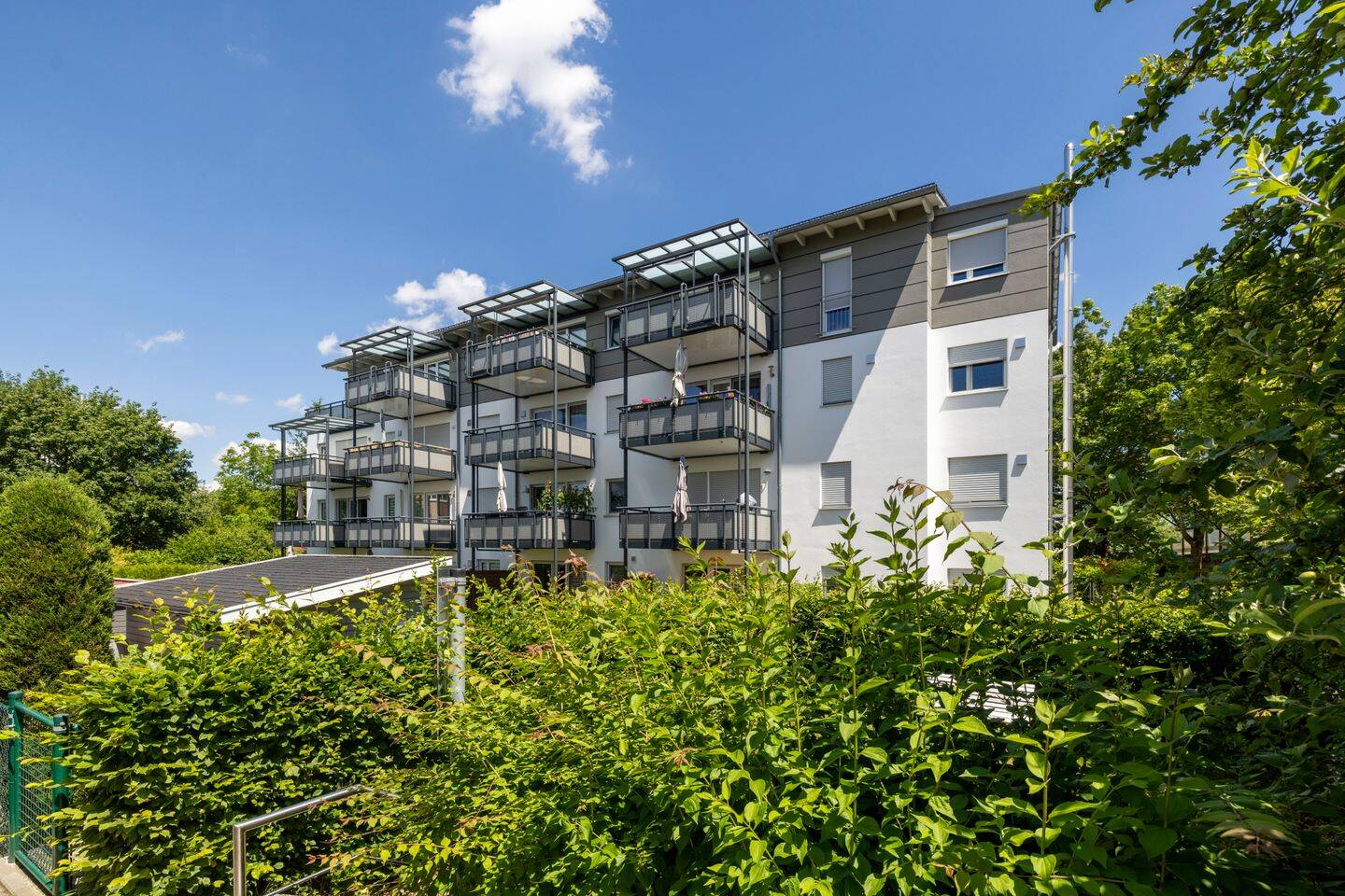 Hochwertige 4-Zimmer-Dachgeschosswohnung mit Wintergarten und Westbalkon, 85435 Erding