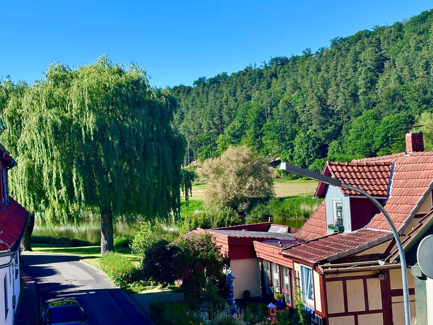 Haus zu vermieten in Reinhardshagen – 4 Zimmer, 110 m², frei ab 15.06.2026, 34359 Reinhardshagen