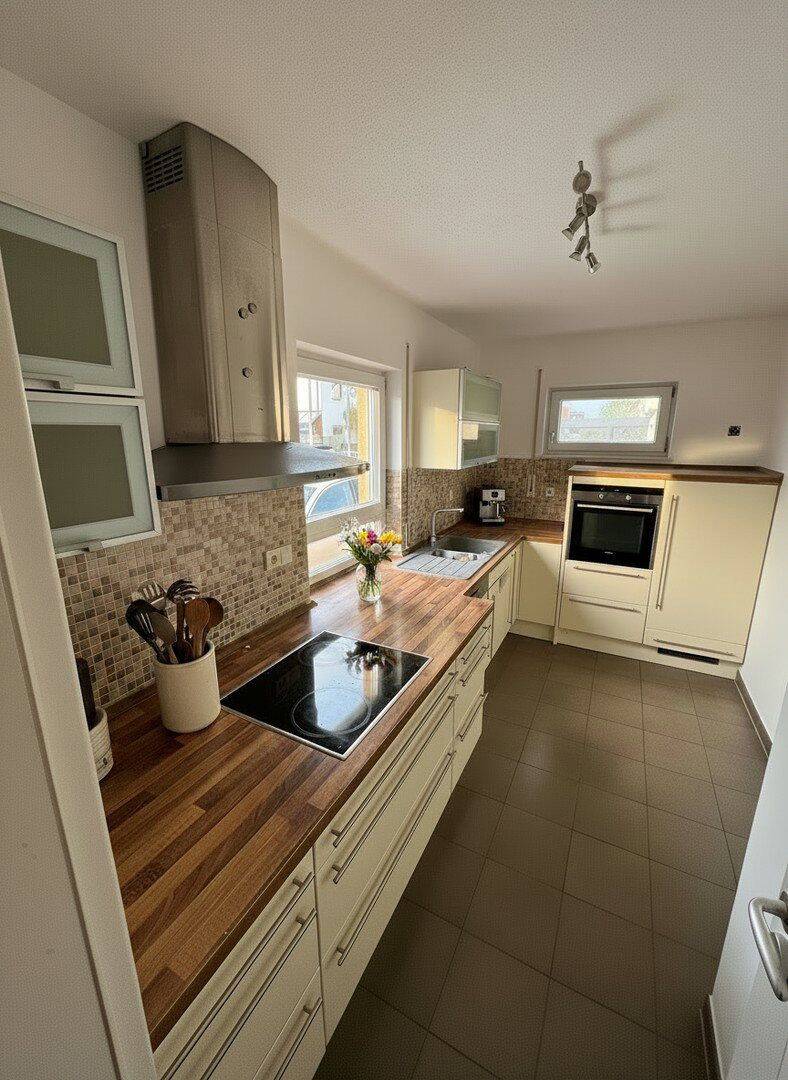Schönes Reiheneckhaus mit EBK in Baiersdorf – von Privat / Provisionsfrei, 91083 Baiersdorf