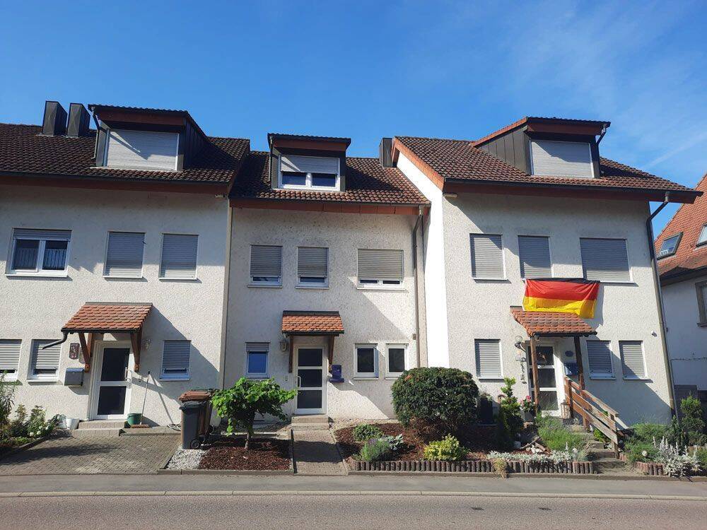NECKARBISCHOFSHEIM Reihenmittelhaus mit Garten, Garage und Pkw-Stellplatz, 74924 Neckarbischofsheim