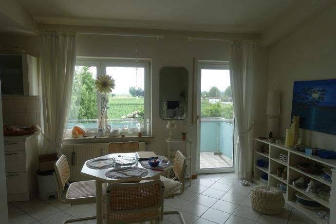 3-Zimmer-Obergeschoss-Wohnung mit Balkon und 2 PKW-Stellplätzen, 79362 Forchheim