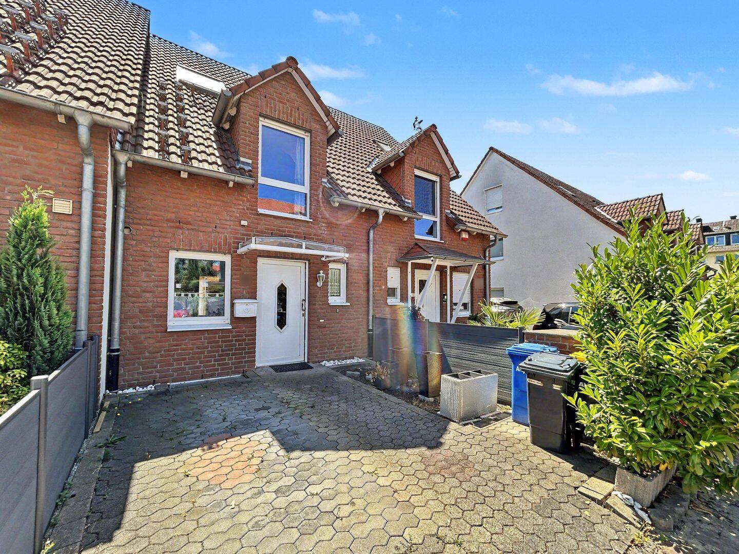 Modernes Reihenmittelhaus in familienfreundlicher Sackgasssenlage von Essen-Stoppenberg, 45327 Essen (Katernberg Stoppenberg)