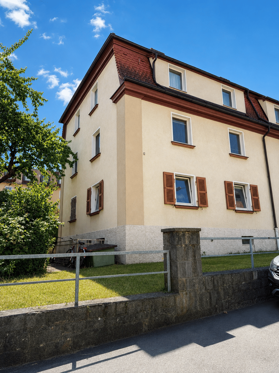Charmante 3-Zimmer Wohnung im beliebten Frauenland mit Gartenanteil, 97074 Würzburg (Frauenland Sanderau)
