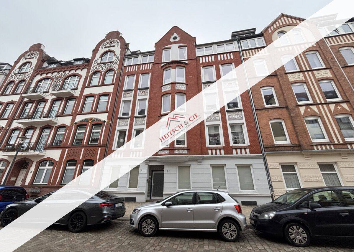 Urbanes Leben nahe der Holtenauer Straße – Vermietete 2-Zimmer-Wohnung mit Balkon!, 24118 Kiel (Ravensberg)