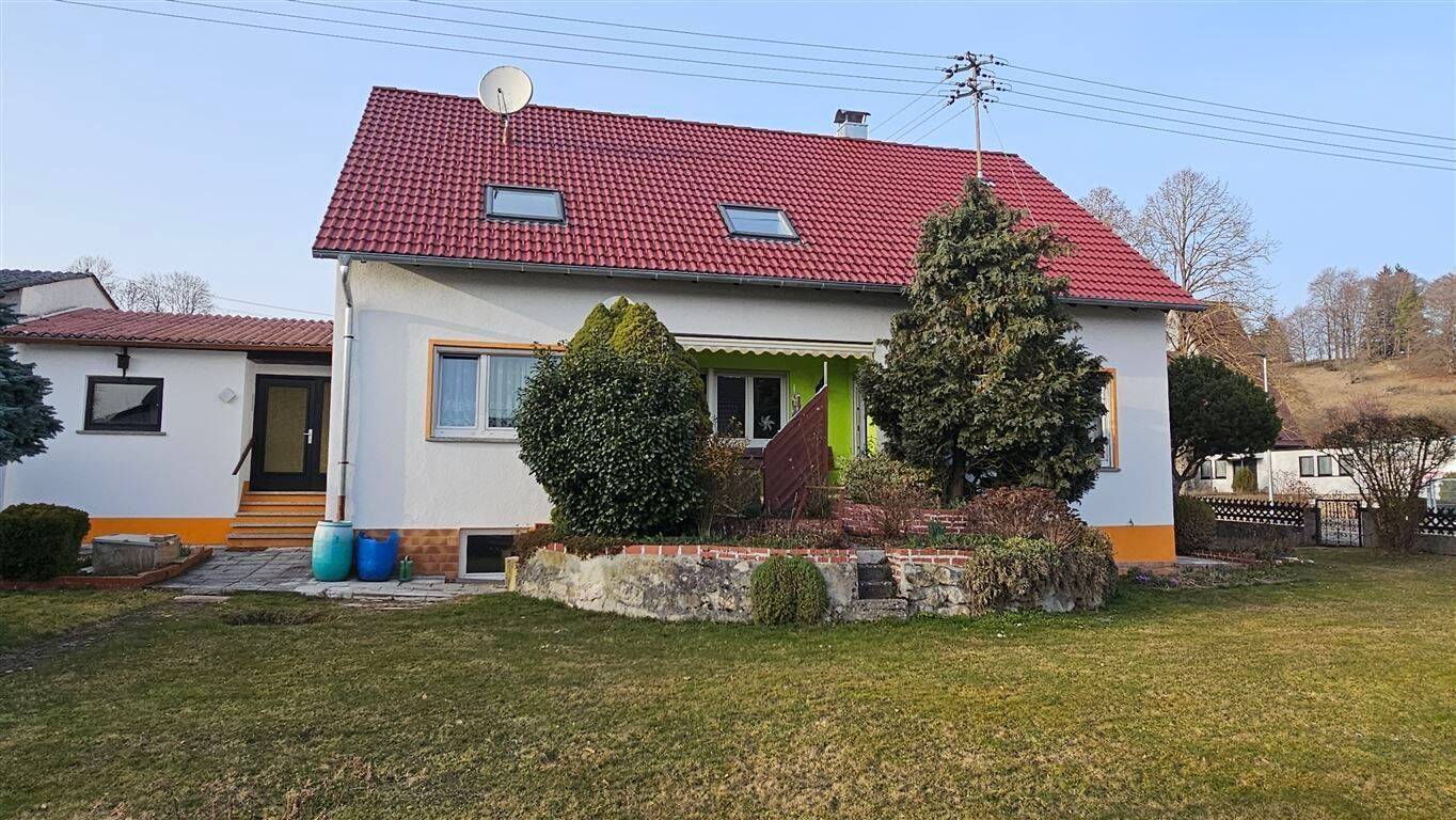 Zweifamilienhaus in ländlich-ruhiger Wohnlage, 89555 Steinheim am Albuch