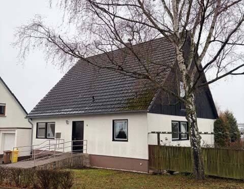 Freistehendes Haus in Top-Lage mit großem Ausbaupotenzial, 50321 Brühl