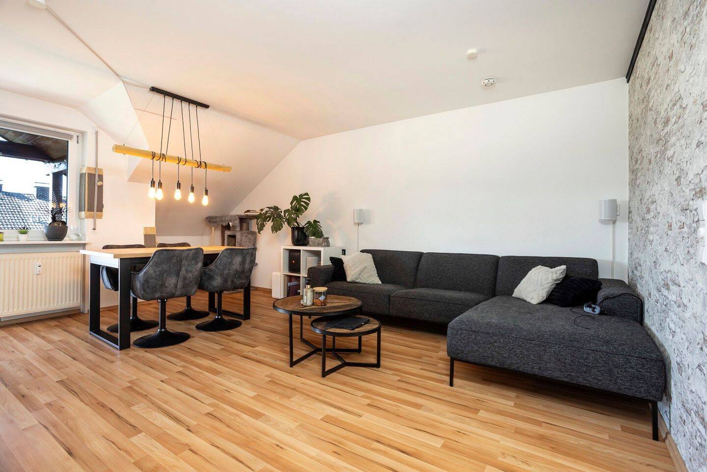 SONNENBLICK NOLLINGEN – Moderne 3-Zi.-Whg im DG mit Balkon, TG & Weitblick, 79618 Rheinfelden (Baden)