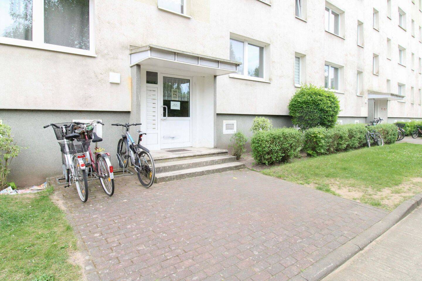 Sicher vermietete 2-Zi.-Wohnung mit Balkon in Parchim, 19370 Parchim