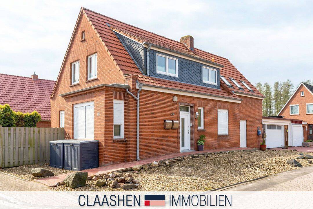 Gepflegte Dachgeschosswohnung mit Balkon und Garage, 26506 Norden