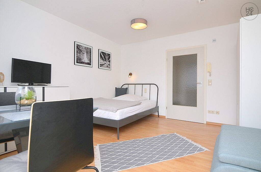 Schön möbliertes Apartment mit Balkon in Nürnberg Altstadt, 90403 Nürnberg (Gleißbühl Lorenz Sebald)