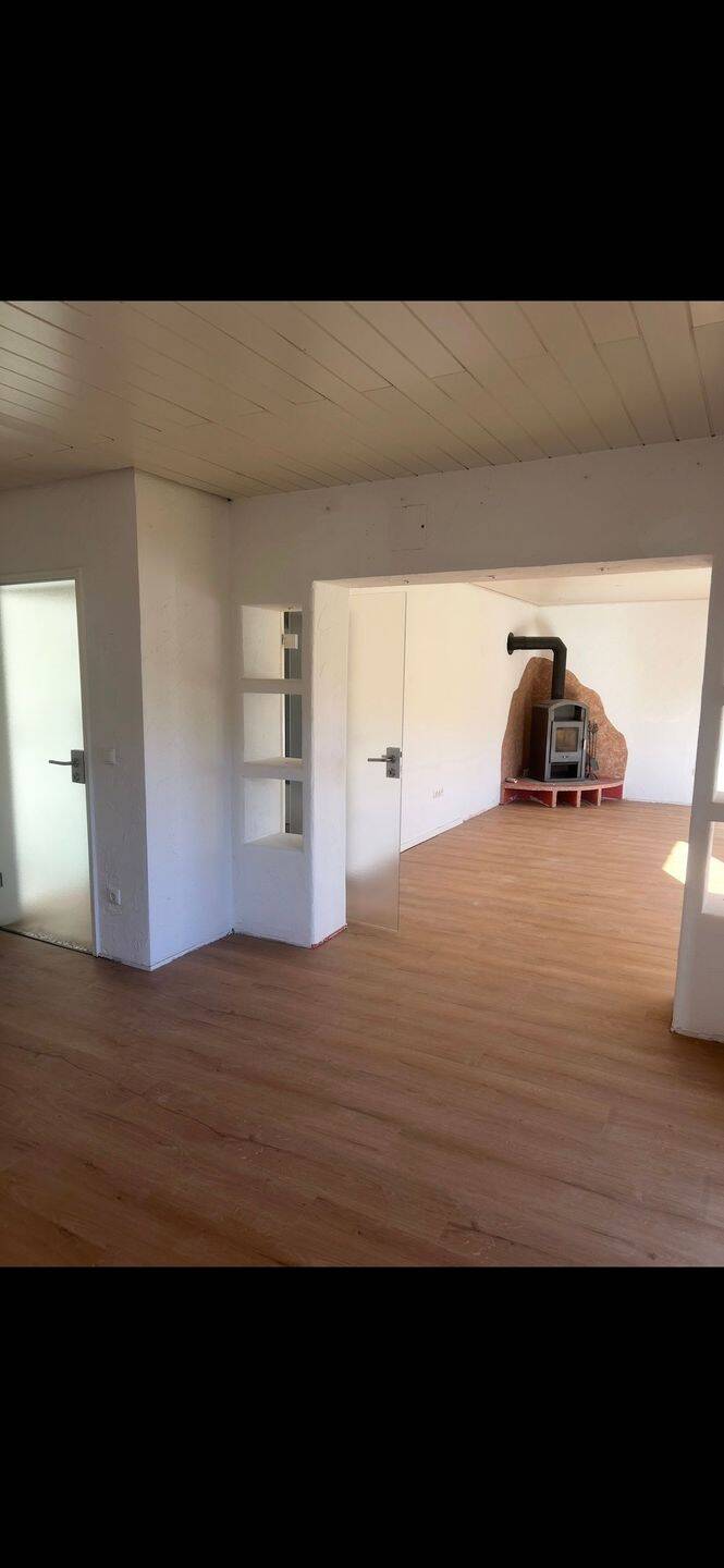 Moderne 3-Zimmer-Maisonette, 122m2, Balkon, 95466 Weidenberg
