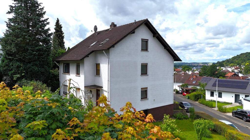 Solide Substanz. Gefragte Lage. Nachhaltige Investition -Mehrfamilienhaus in Gelnhausen, 63571 Gelnhausen