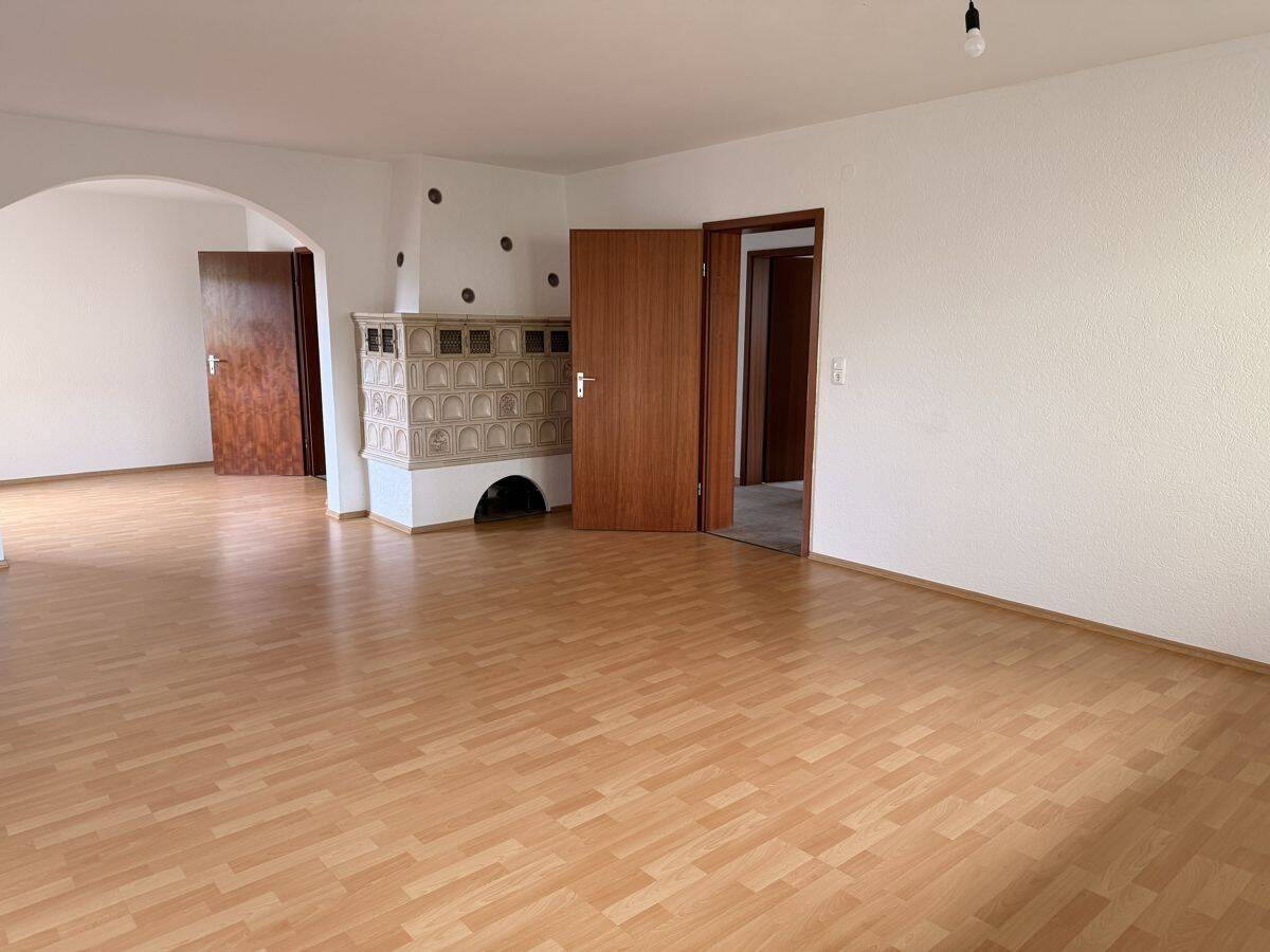 Großzügige 4-Zimmer-Wohnung in Weiden zu vermieten, 92637 Weiden i.d. OPf. (Weiden)