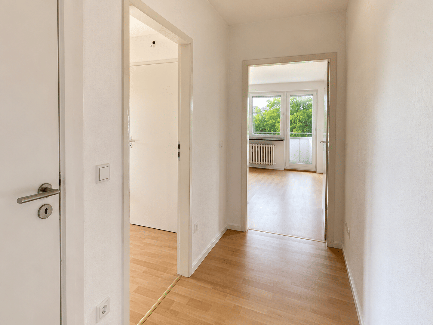1-Zimmer-Wohnung mit Balkon in Hamburg-Norderstedt, 22848 Norderstedt