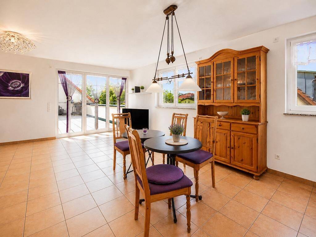Penthouse in Ingelheim-Wackernheim, ca. 150 m², 2 Dachterrassen, Aufzug, 4 Stellplätze, 55263 Ingelheim am Rhein (Wackernheim)
