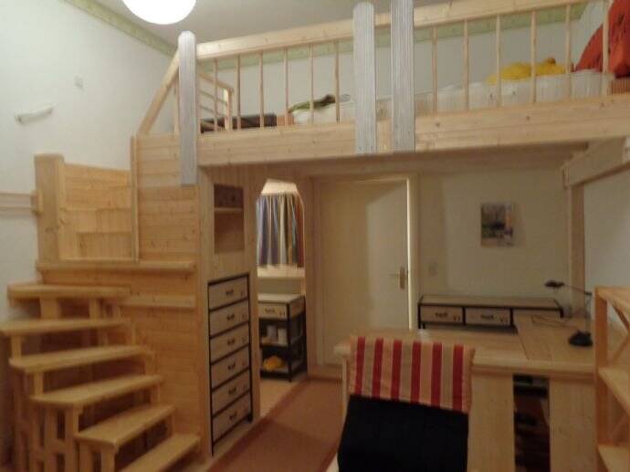 Steglitz Möbl. 2-Zi.-Whg. ab 1.8.26 (Inklusivmiete 1000 €)900 €, 12167 Berlin (Steglitz-Zehlendorf Steglitz)