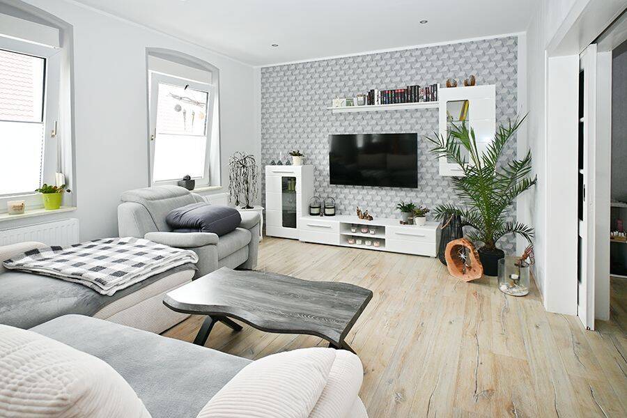 Elegantes Einfamilienhaus mit großzügigem Wintergarten und traumhaftem Garten, 39517 Tangerhütte