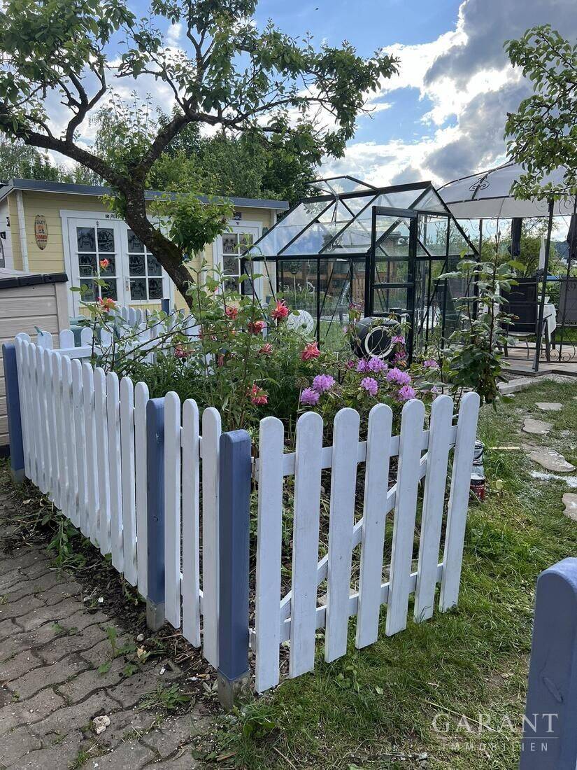 Mehr als ein Reihenmittelhaus: 2 Gärten, Wintergarten und freier Grünblick, 84478 Waldkraiburg