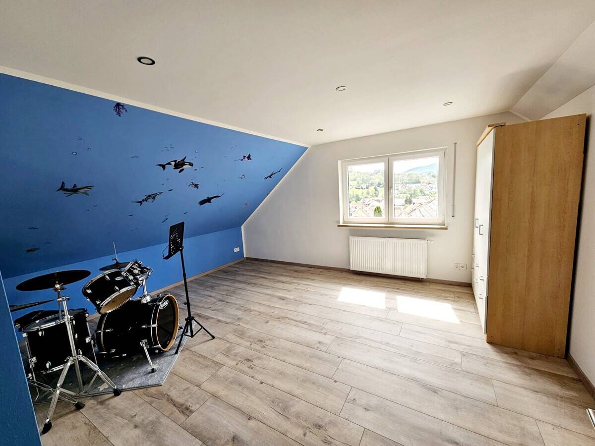 Ihr neues Zuhause: 160 m² Wohnfläche EFH mit Garten und Garage in Bad Brückenau, 97769 Bad Brückenau