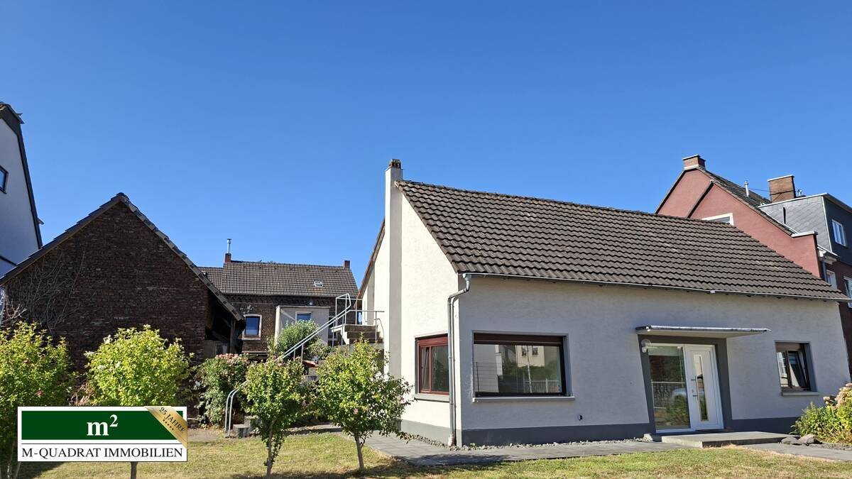 schöne Hofanlage mit zwei Einfamilienhäuser und großem Grundstück, 51107 Köln (Kalk)