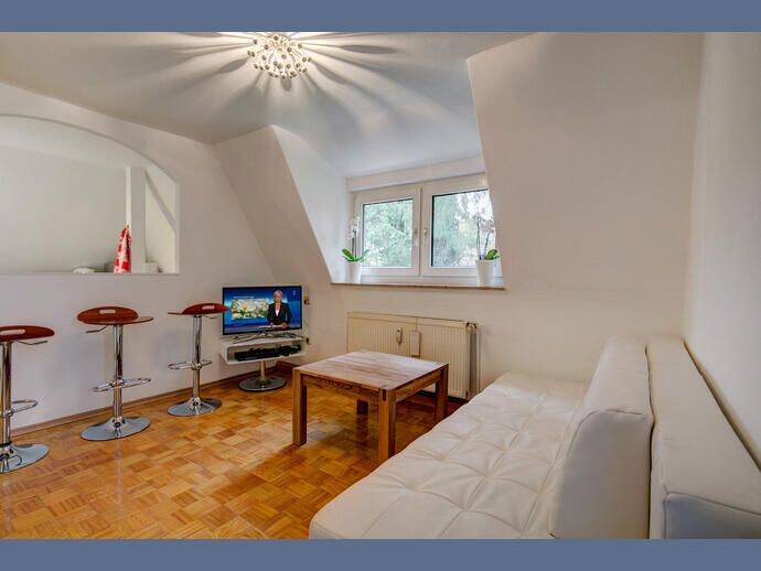 Möbliert: Gräfelfing/Lochham: ruhige 2-Zimmer Wohnung, 82166 Gräfelfing