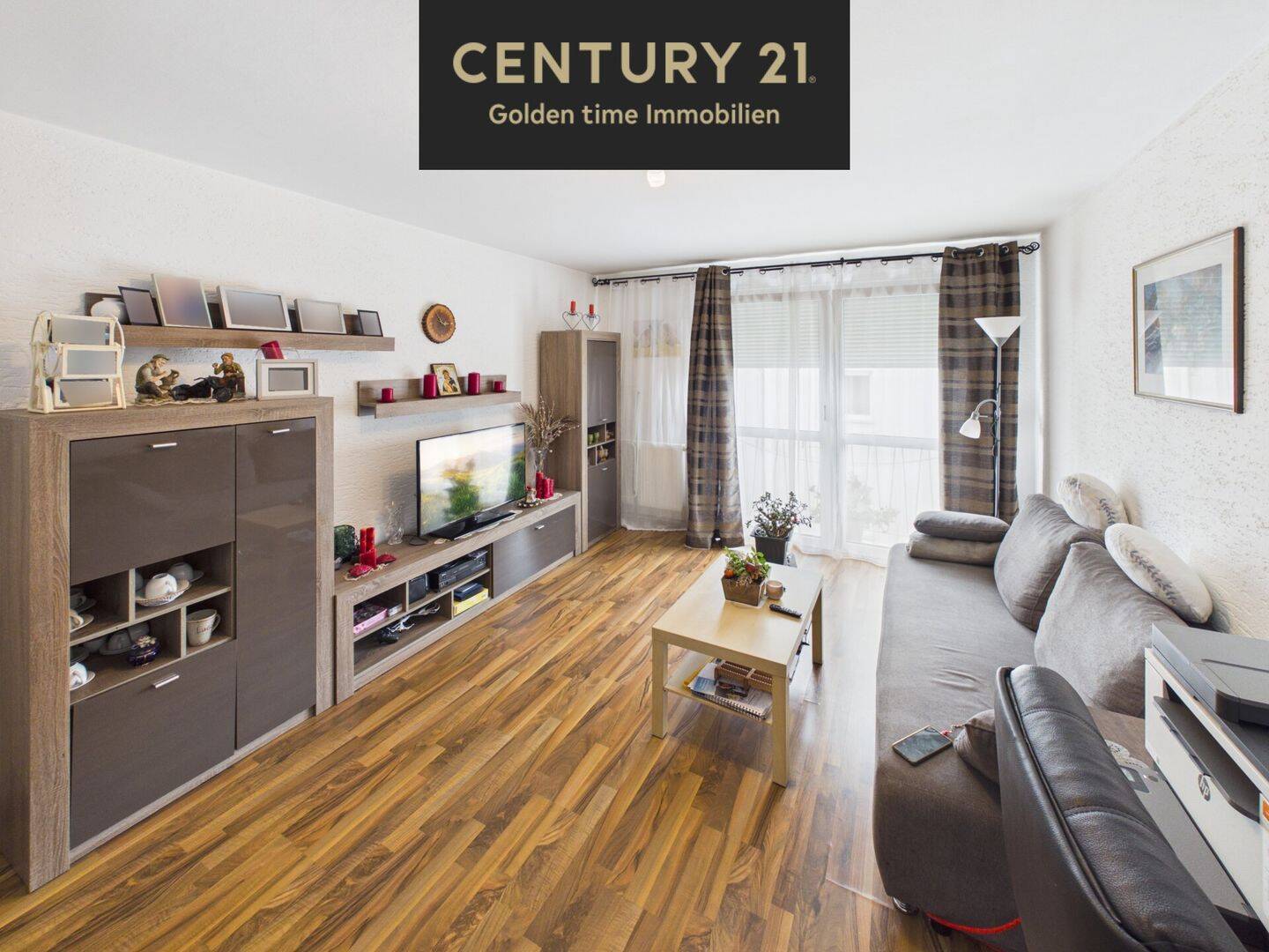 Gemütliche 3-Zimmer-Wohnung mit ca. 60 m² und Außenstellplatz in Traunreut, 83301 Traunreut