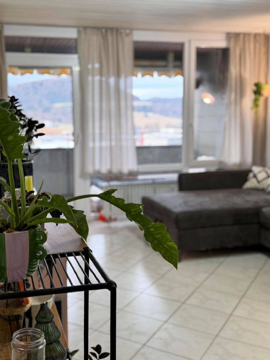 Helle und familienfreundliche 4,5-Zimmer-ETW mit Balkon, Aufzug & Garage, 72393 Burladingen