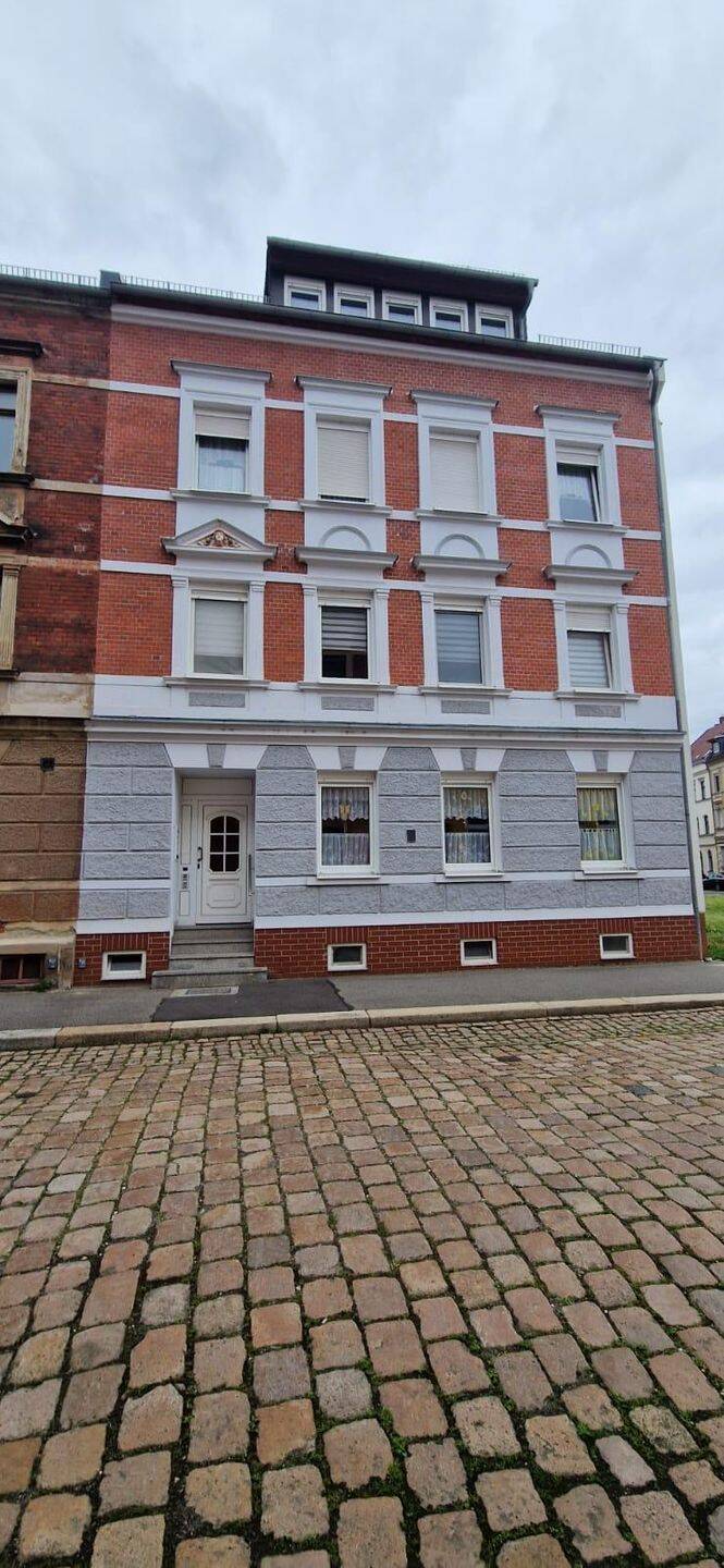 Schöne 2 Raumwohnung in Glauchau-Oberstadt mit Balkon, 8371 Glauchau