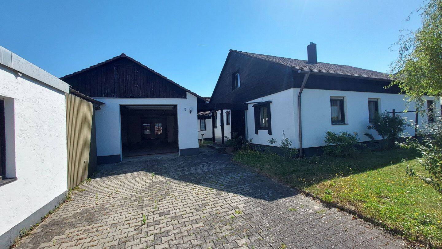 Gelegenheit: EFH mit Gewerbe/Lagerhalle in Emmerting !!!, 84547 Emmerting