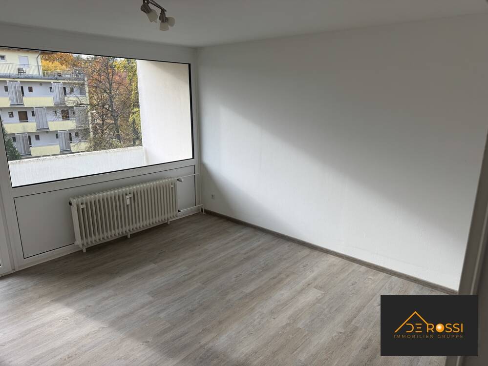 ERSTBEZUG NACH RENOVIERUNG – IN LANGWASSER – MIT BALKON, 90473 Nürnberg (Langwasser)